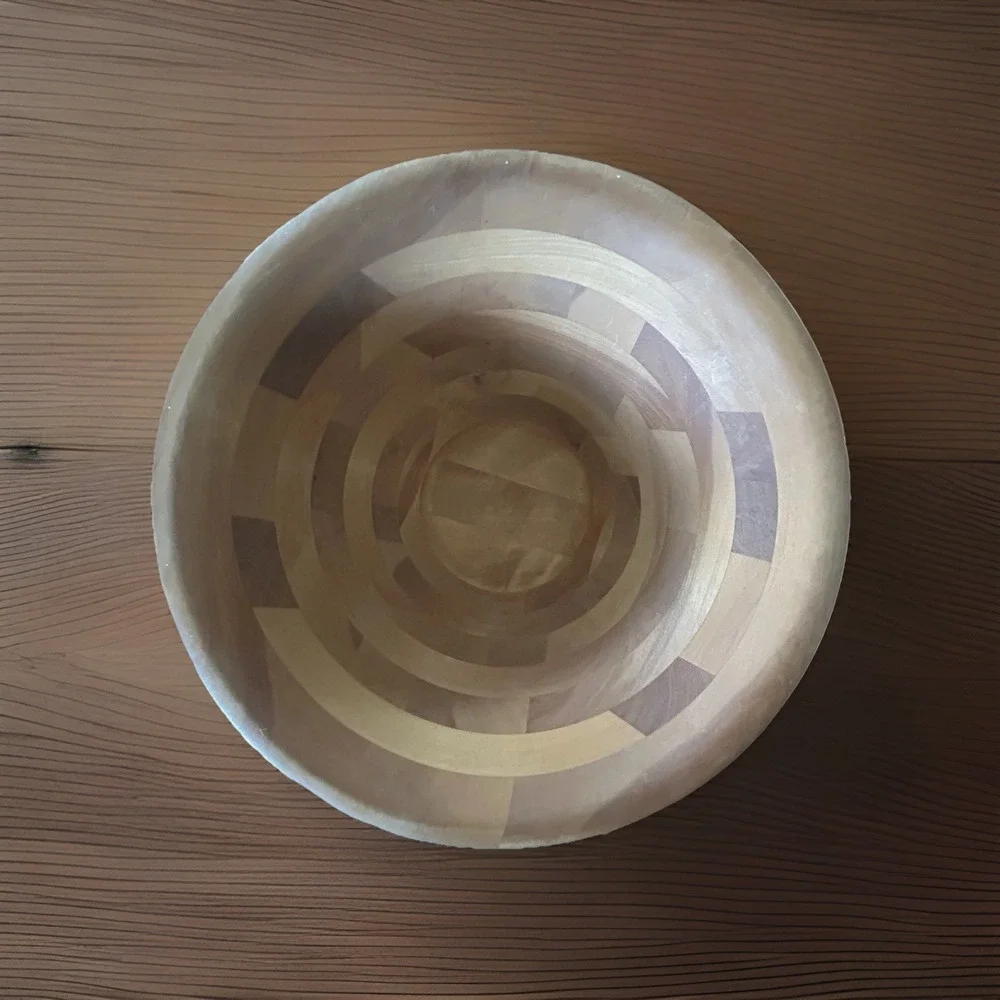 Williams Sonoma Hand Crafted Wood Serving Fruit Salad Bowl John McLeod SIGNED